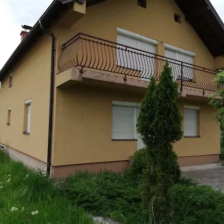 House Ilidza Airport *